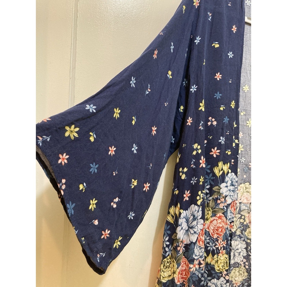 Torrid Womens Open Kimono Size 1/2 Blue Floral 3/4 Sleeve Teacher‎ Summer Beachy - Picture 5 of 11